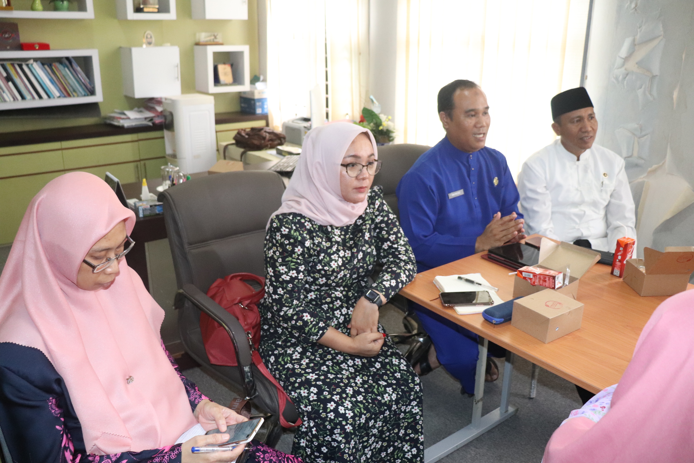 Rapat Persiapan Penyertaan Modal dan Proses Bisnis Antara Pemerintah Provinsi Kepulauan Riau, Badan Usaha Milik Daerah (BUMD) Energi Kepri dan Kontraktor,